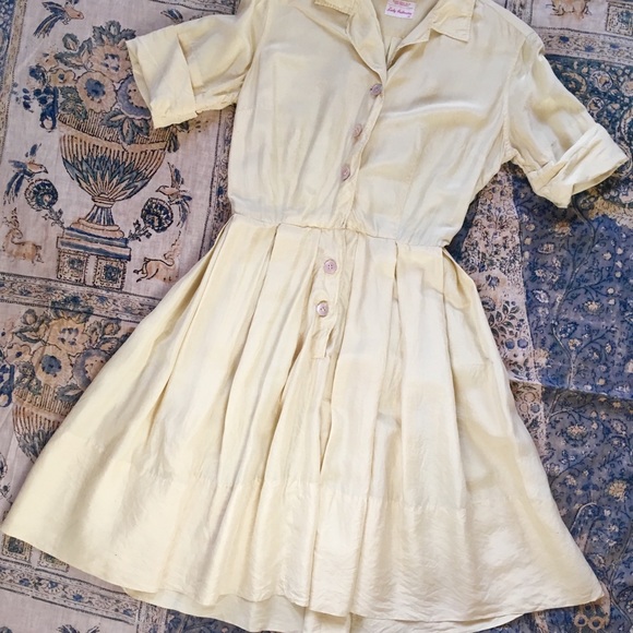 SOLD ON ETSY 💔 vintage 50s yellow silk dress - Picture 3 of 8